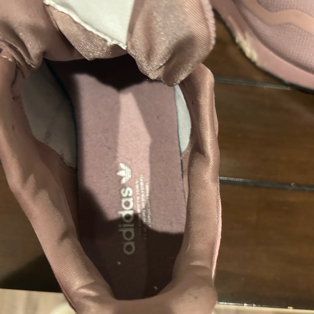 Adidas Women's Mauve Sneakers - Picture 7 of 7